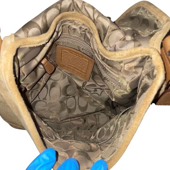 Vintage Coach Soho Signature Suede Crossbody Bag - Picture 5 of 12